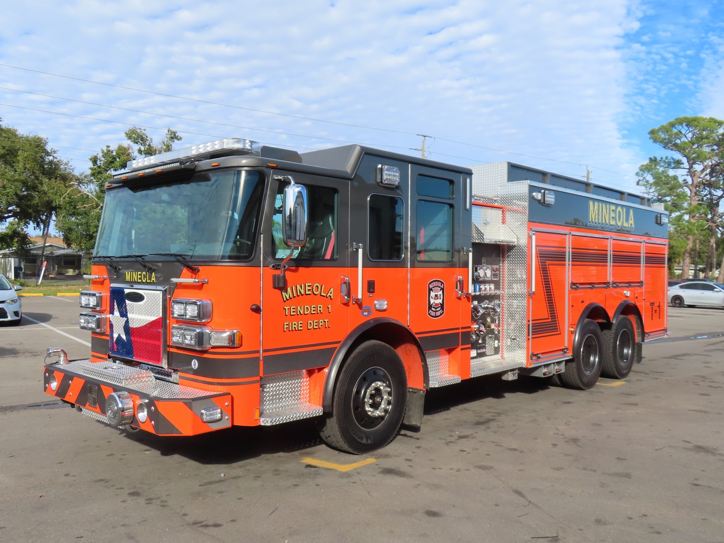 Mineola FD Saber Tanker – 41005-01
