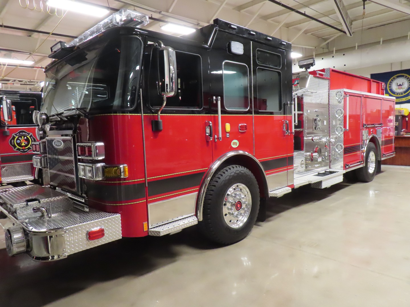 Bossier City FD Saber Pumper – 41554-02