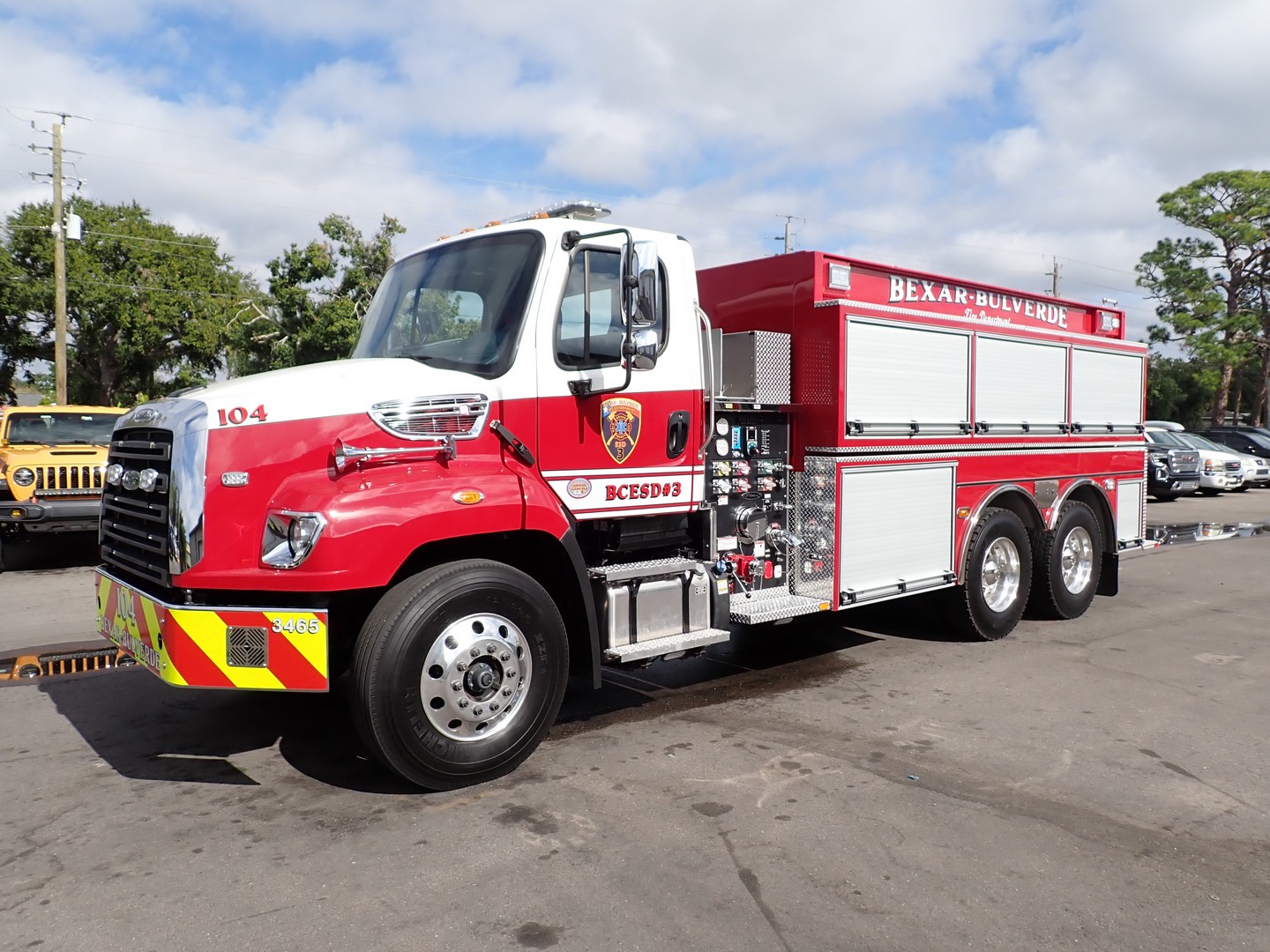 Bexar County TX Freightliner Tanker – 42731
