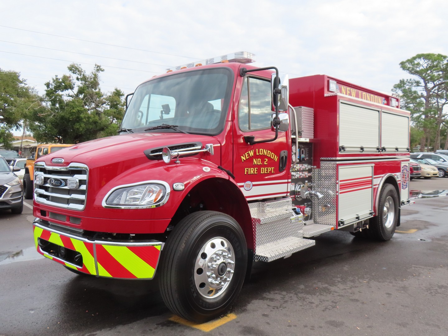 Rusk County Henderson TX Freightliner Tanker – 43516