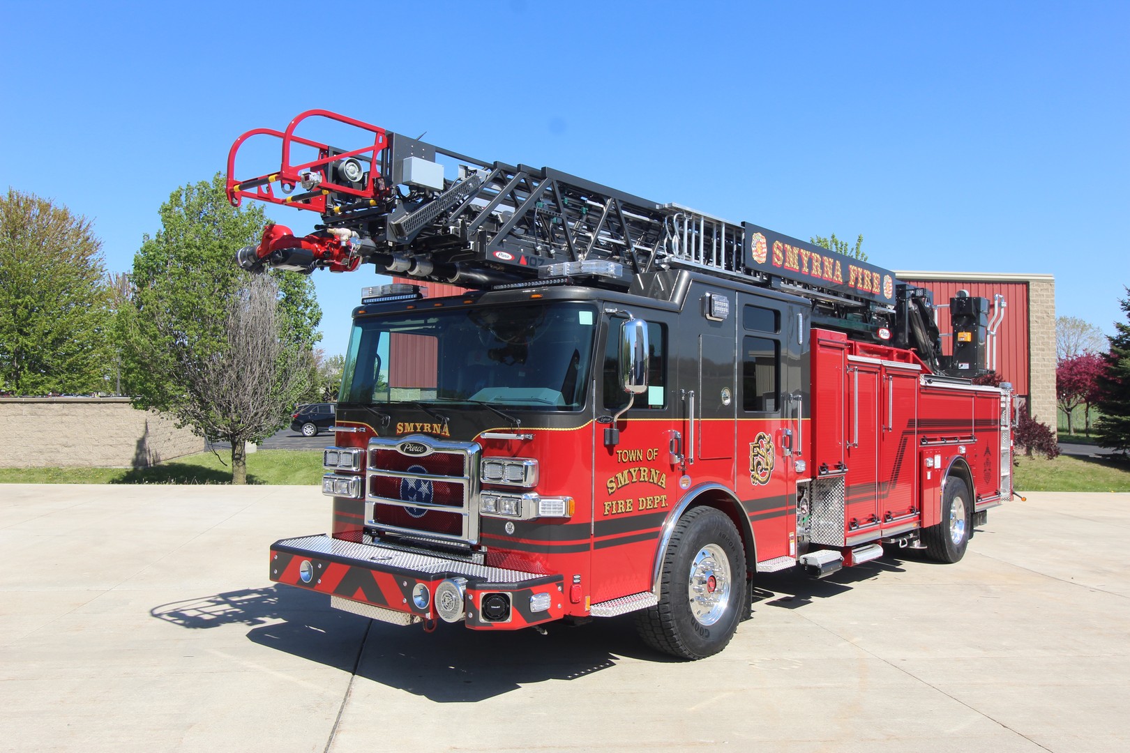 Smyrna TN Enforcer PUC Ascendant 107′ Ft  Aerial  – 41757