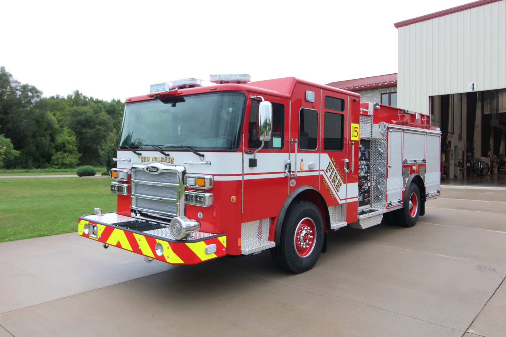 New Orleans LA Enforcer Pumper – 40792-01
