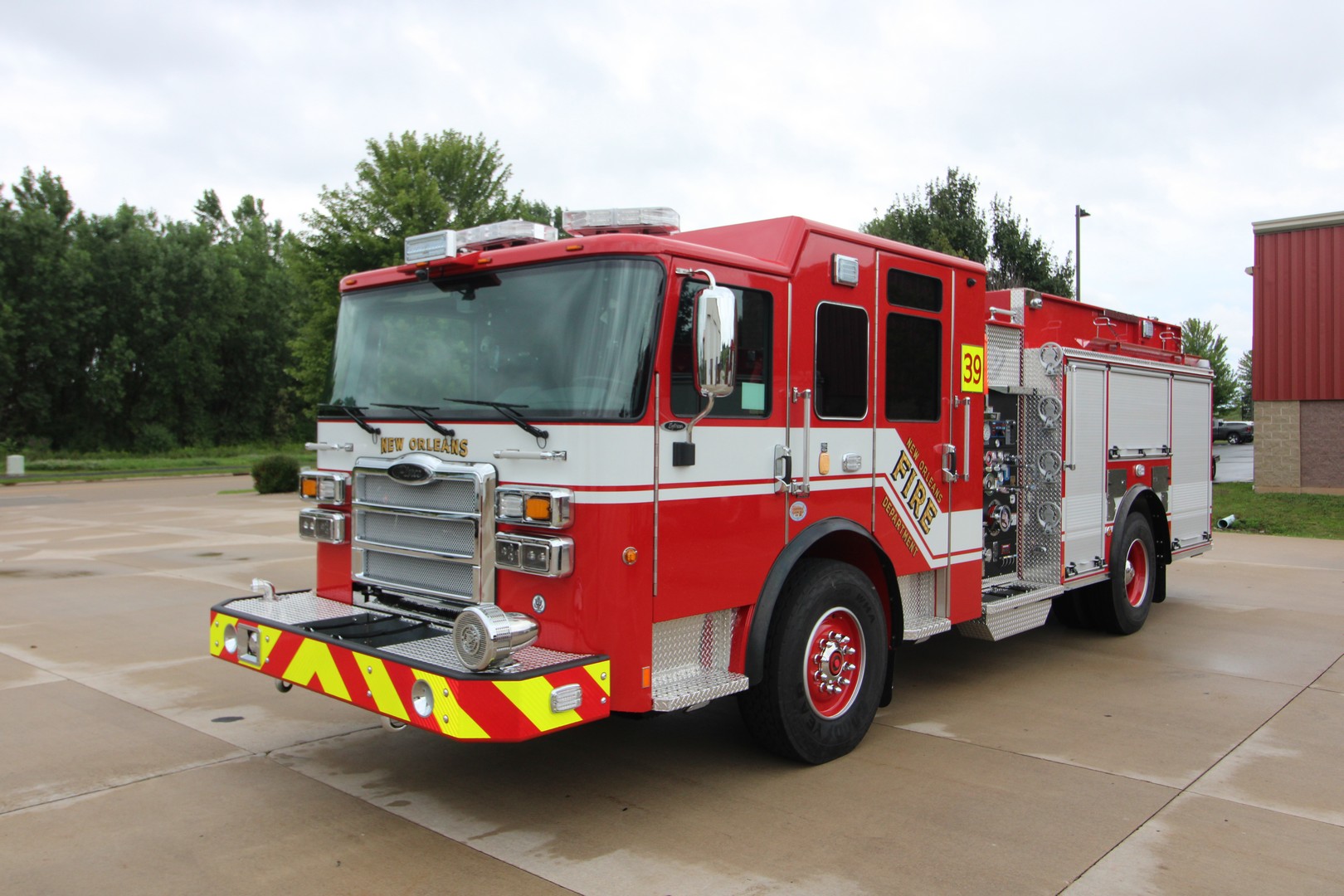 New Orleans LA Enforcer Pumper – 40792-04