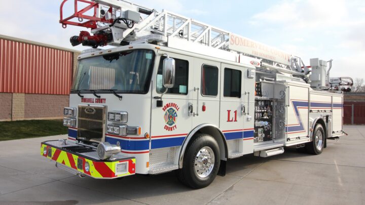 Somervell TX Saber 75′ Ft Aerial- 37301