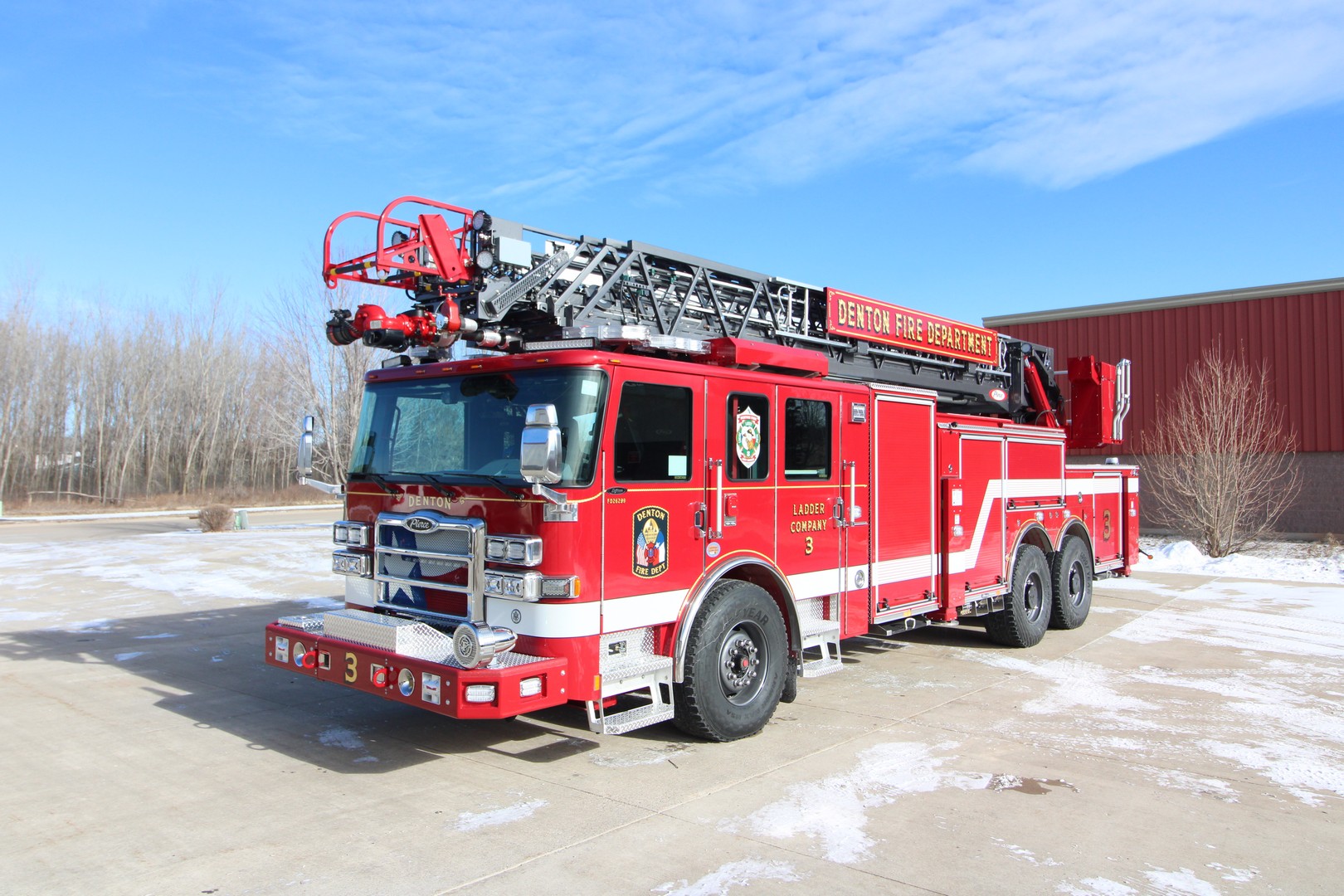 Denton TX Enforcer Ascendant 107′ Ft Aerial – 40119