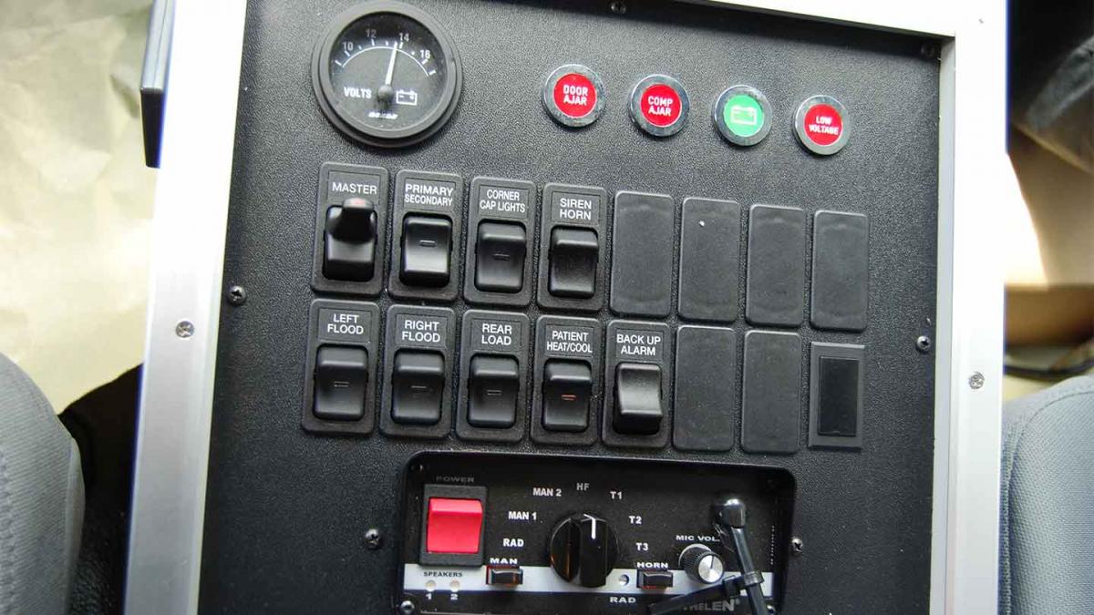 EMS-Wheeled-Coach-Type-I-17-optim